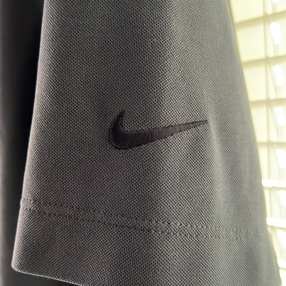 Mens L NikeGolf Dri Fit polo with Baker Hughes insignia - Picture 4 of 6
